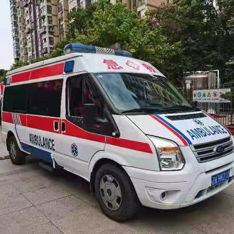 巴州长途救护车护送病人返乡